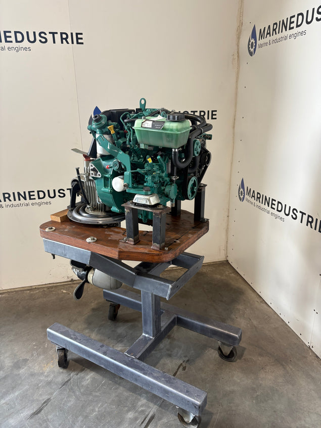 Volvo Penta D1-13F Innenbordmotor