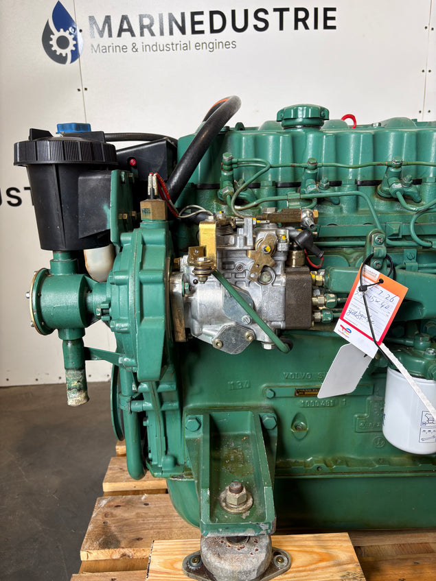 Volvo Penta MD40A 85PS Schiffsmotor (2x)