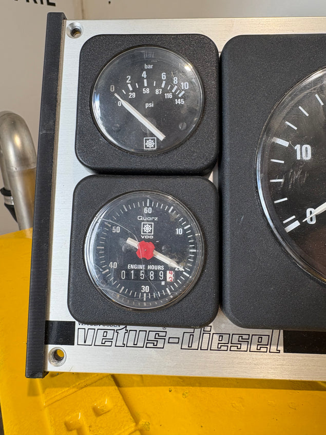 Vetus Cummins 4B3.9 80 PS Schiffsmotor