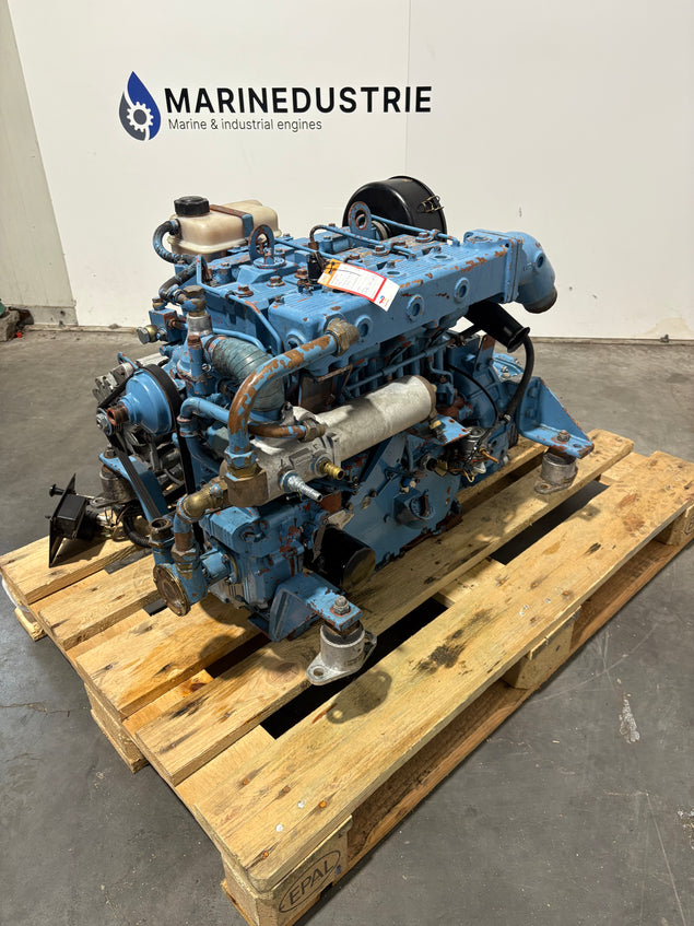 Lister Petter LPW4 40 PS Schiffsmotor