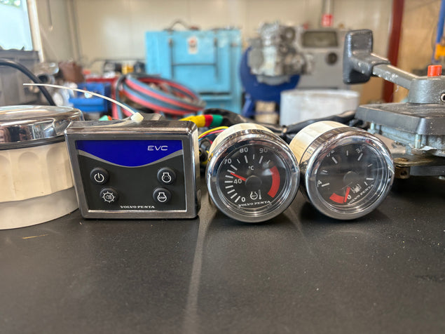 Volvo Penta D1-13F Innenbordmotor