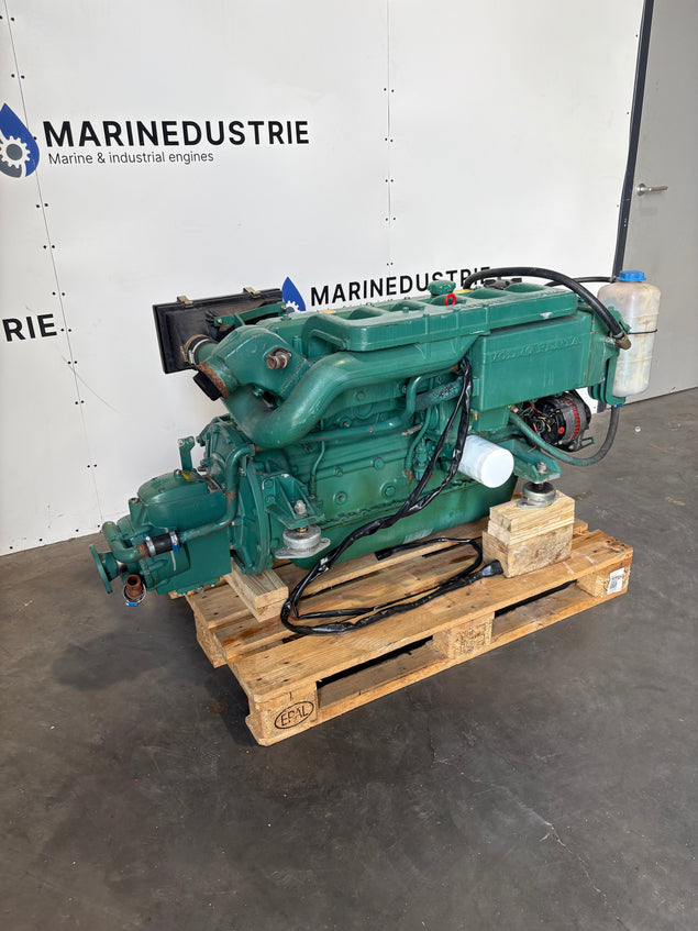 Volvo Penta MD40A 85PS Schiffsmotor (2x)