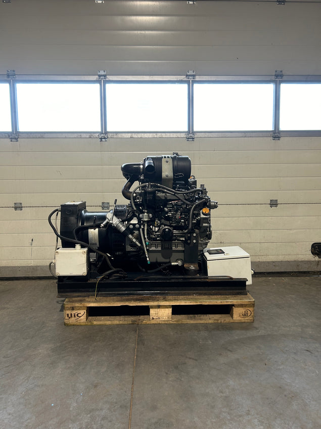 Yanmar 4TNV84T 20KVA Stamford Stromaggregat