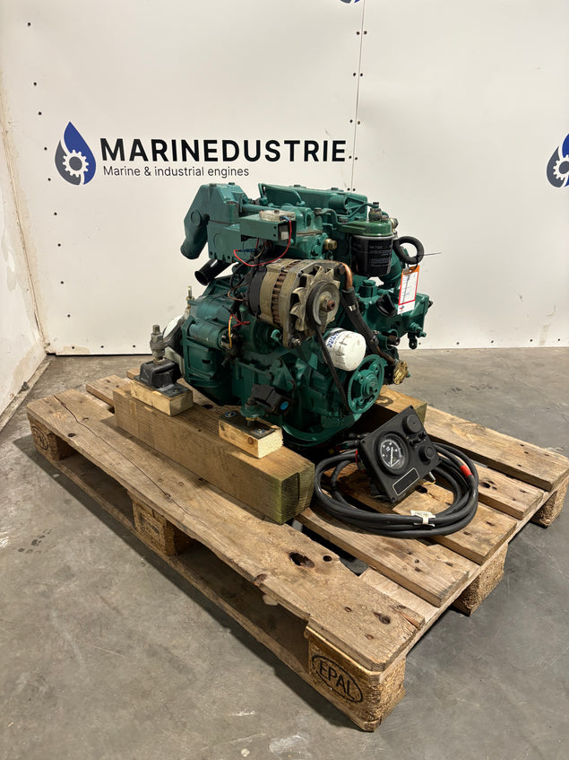 Volvo Penta 2002 18 PS (direktgekühlt) mit MS2B getriebe