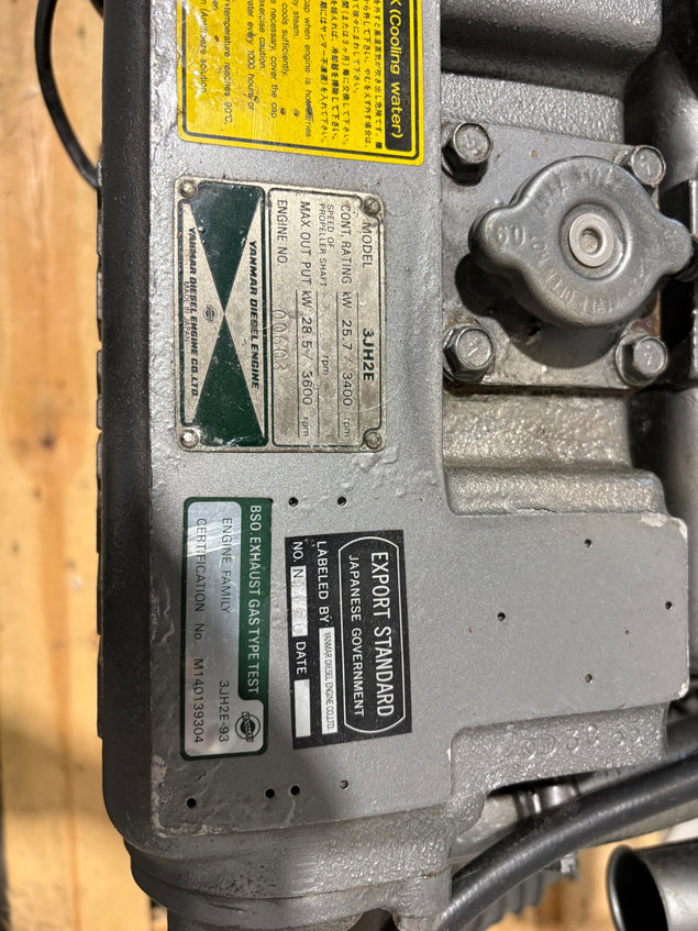 Yanmar 3JH2E 38PK Schiffsmotor KBW10 2.45 Wendegetriebe