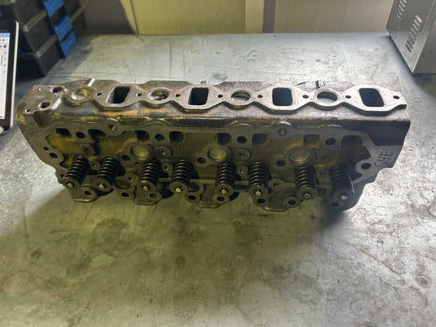 Mitsubishi S4E cilinderkop - 34401-30100