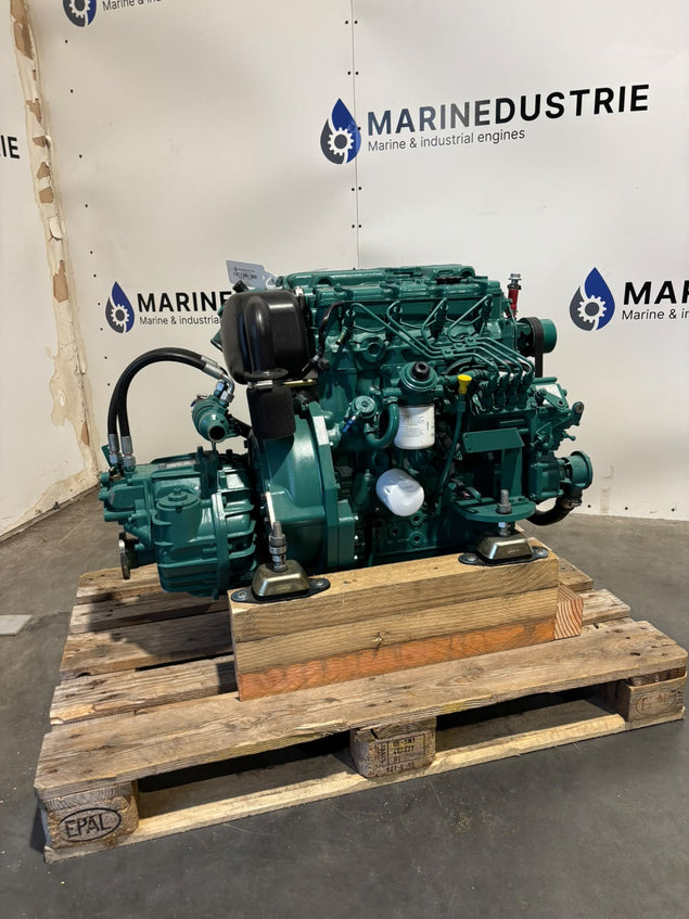Volvo Penta D2-55E Schiffsmotor | ZF25 2.8 Getriebe
