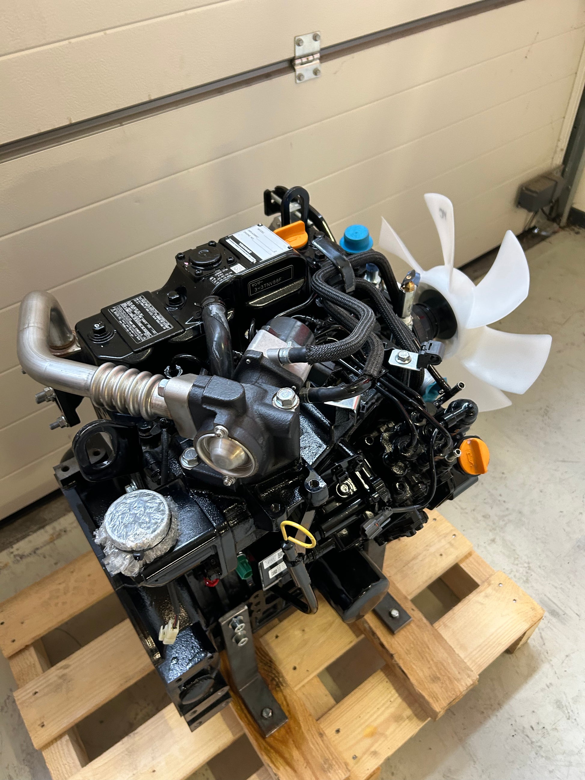 Yanmar 3TNV88F Complete nieuwe motor